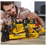 42131 LEGO® Technic App-Controlled Cat D11 Bulldozer